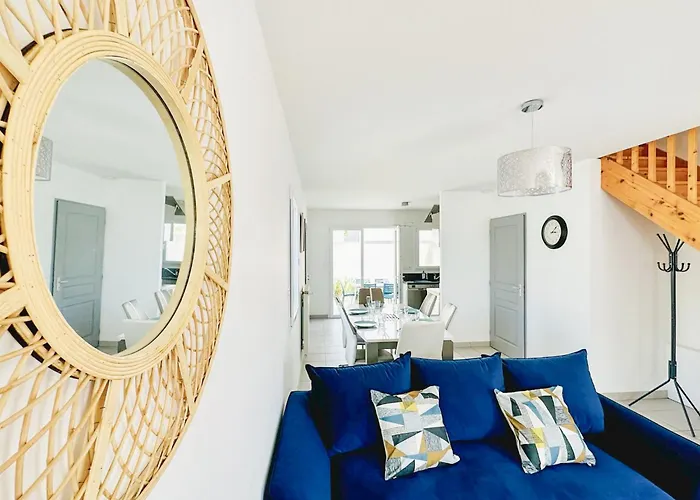 Hébergement de vacances Maison De Rénovée Calme Et Lumineuse - 4 Pers *