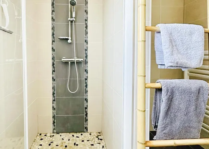 Maison De Renovee Calme Et Lumineuse - 4 Pers * 莱萨布勒-多洛讷